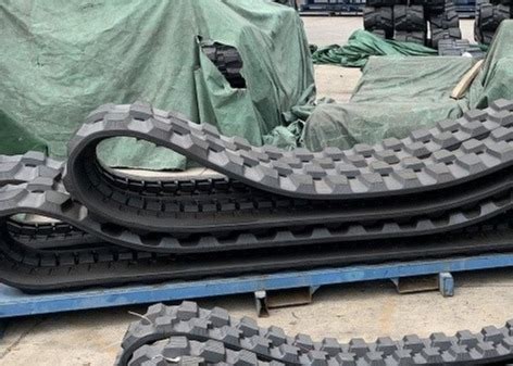 Steel Natural Rubber Crawler Track Excavator Undercarriage Parts