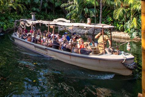 Disneyland's Jungle Cruise breaks down, riders towed on boat