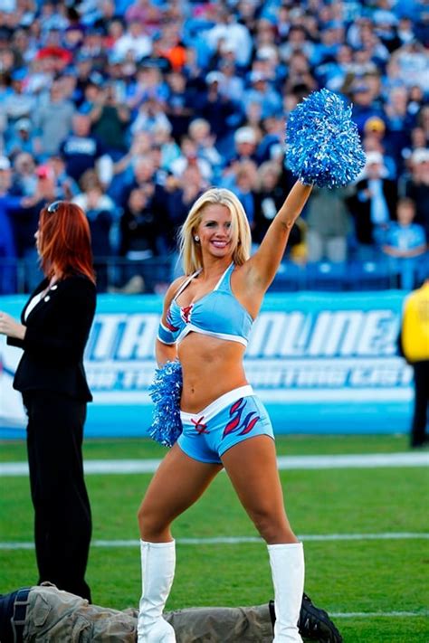 Tennessee Titans Cheerleaders New Uniforms!