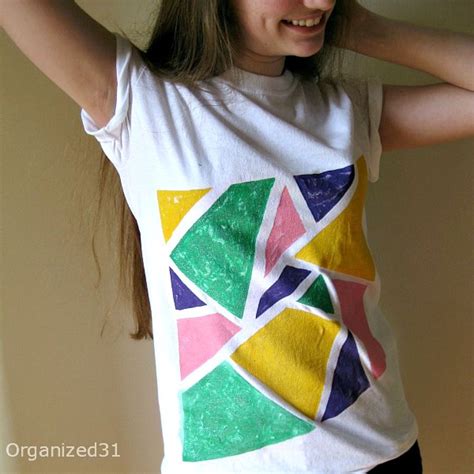 80's Style Painted Tees | Fabric paint shirt, Diy clothes, Paint shirts