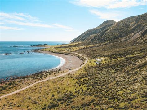 Hiking Putangirua Pinnacles & Cape Palliser in Wairarapa, New Zealand | Jana Meerman