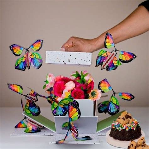 Surprise Cake Explosion Box Gift with Flying Butterfly Surprise | Explosion box, Flower gift ...