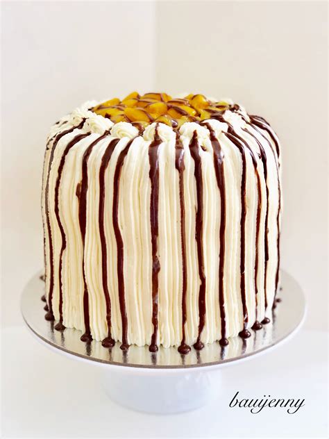 Mango Bravo (Mango Meringue Mousse Cake) | Just cakes, Desserts, Desert ...