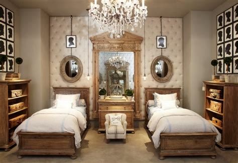 10 Beautiful Bedrooms with Crystal Chandeliers - Housely
