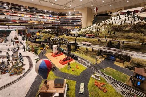 The National Toy Train Museum - Atlas Obscura