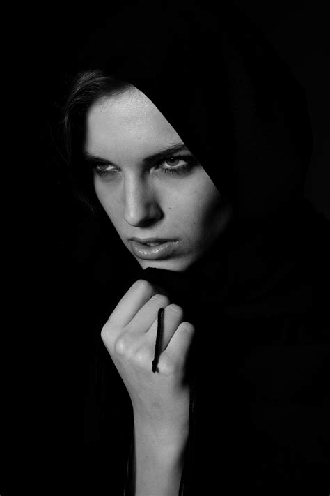 Free Images : person, black and white, people, studio, human, darkness, lady, modern, face ...