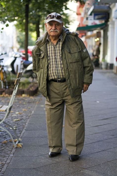 An Old Man Who Always Wears the Hippest Outfits! (29 pics) - Izismile.com