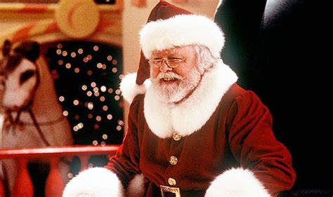 Top 25 movie Santa Claus: Richard Attenborough's Kris Kringle is No 1 ...