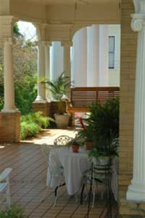 Porch Swing Ideas for Your Porch, Deck or Patio