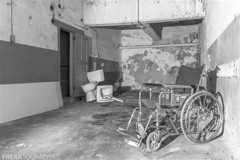 Abandoned Freeport Hospital Kitchener | FREAKTOGRAPHY