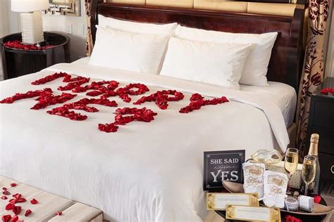 12 Best Las Vegas Hotel Wedding Packages: $95 - $55,000