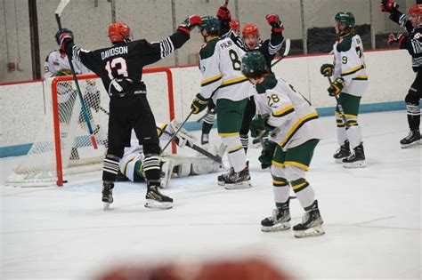 Lumberjacks Sweep Bombers with 5-3 Win | SIJHL