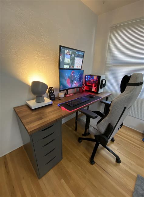 Curved Workstation Office Desk Ideas for Streaming | Blog Name