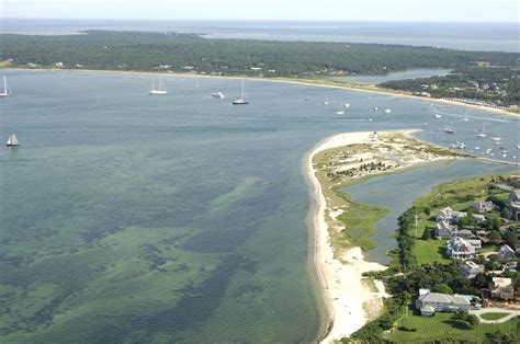 Edgartown Harbor Light Lighthouse in Edgartown, MA, United States ...