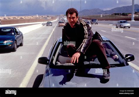 LETHAL WEAPON 4 -1998 MEL GIBSON Stock Photo - Alamy