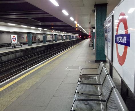 Moorgate Tube Station - Platforms | Moorgate Tube Station - … | Flickr