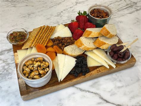 SIMPLE CHEESEBOARD - Simple can be impressive! — Prep My Recipe