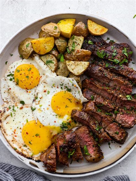 Steak and Eggs | The Recipe Critic - Delicious Food