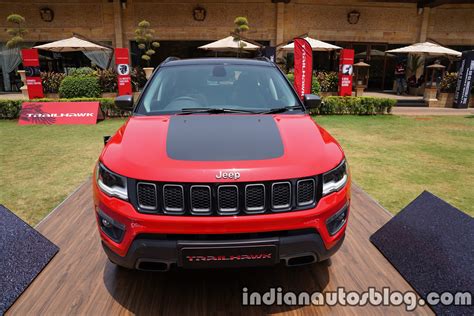 Jeep Compass Trailhawk - In 15 Live Images