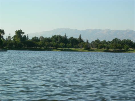 File:Lake Balboa.jpg - Wikimedia Commons