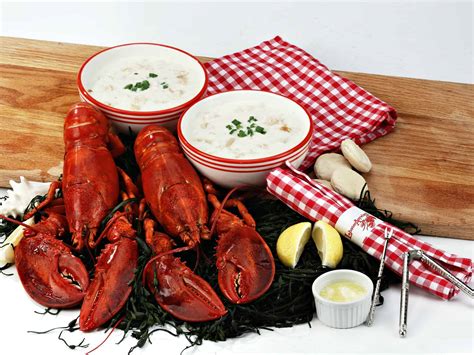 Boston Lobster Bake | Boston Live Lobster Dinner Shipped