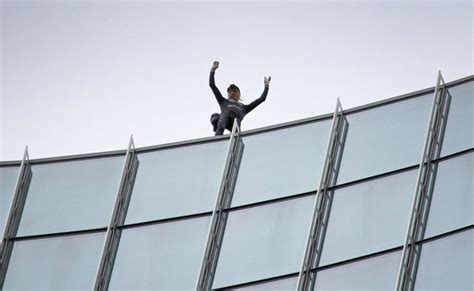 French Spiderman Scales Skyscraper In Germany, Arrested