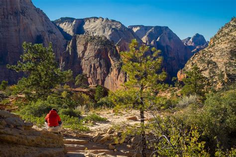 Meanderthals | The 12 Best Hikes in Utah’s National Parks