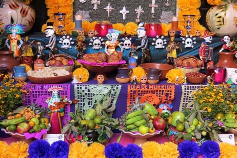 Elementos del altar de Día de muertos - Enfoque Noticias