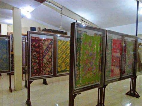 Museum Batik Koleksi Batik Terlengkap Jogja - IdeTrips