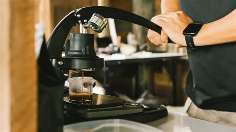 The best manual espresso makers in 2024, tried and tested | CNN Underscored