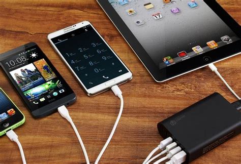 Best Traveler Charger: Expert’s Buying Advice and Top Picks Reviews