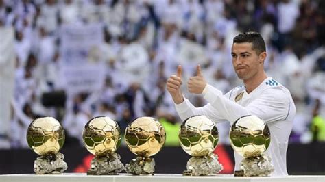 5 Trofi Ballon dOr Dimenangkan Cristiano Ronaldo, Mana yang Paling Sensasional? : Okezone Bola