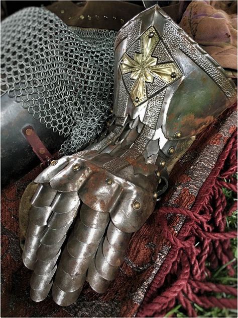 armorporn | Armor, Throne, Knighthood