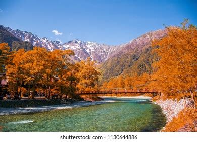 Japan Alps Kamikochi Autumn Stock Photo 1130644889 | Shutterstock