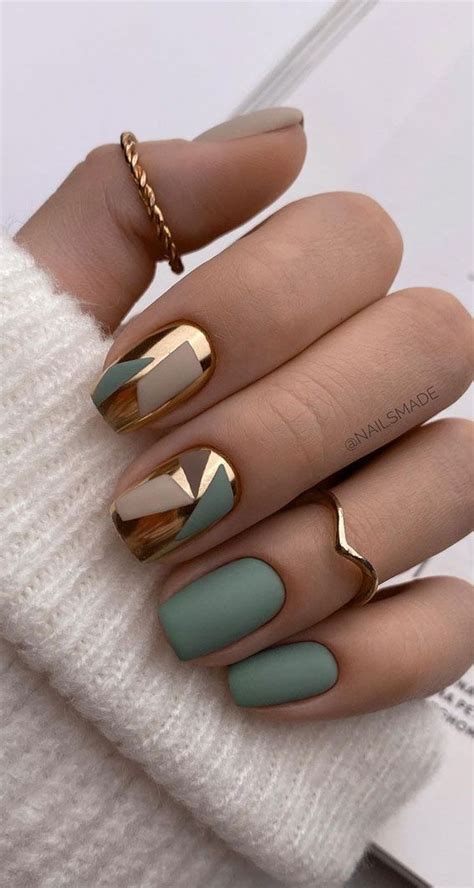 Stylish Nail Art Designs That Pretty From Every Angle : Matte & Metallic Gold Nails | Gel nails ...