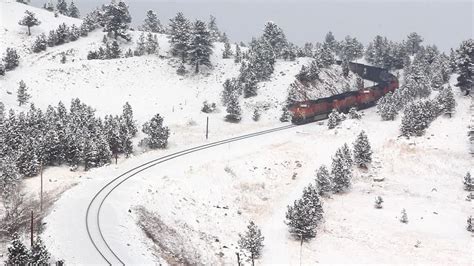 mountain ho train layouts - Google Search | Ho train layouts, Train layouts, Ho trains