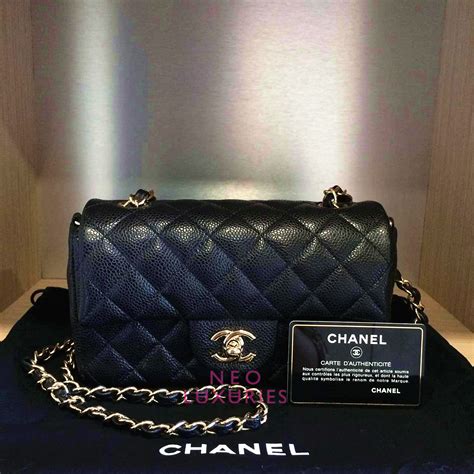 Chanel Mini Classic Flap Handbag | semashow.com