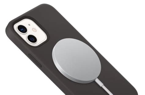 Apple's MagSafe Battery Case Might Include Reverse Wireless Charging ...