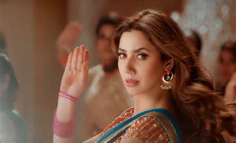 Mahira Khan Sizzles As She Dances Away in Noori from Superstar - Oyeyeah