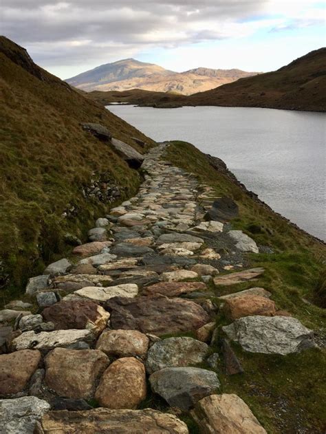 The Miners Track, Mount Snowdon : Outdoors