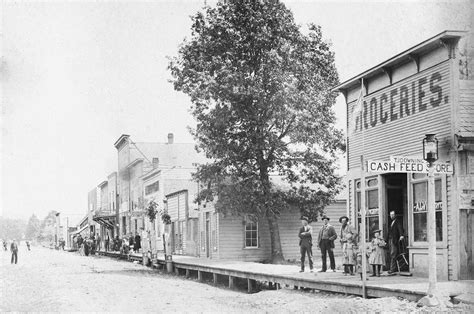 Jackson County: A Photographic History – Pediment Publishing