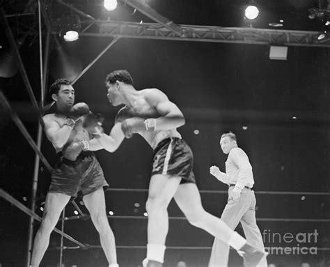 Max Schmeling And Champion Joe Louis Photograph by Bettmann - Fine Art ...