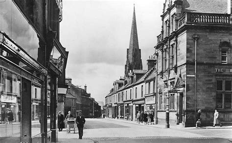 Tour Scotland Photographs: Old Photograph Shops Alloa Scotland