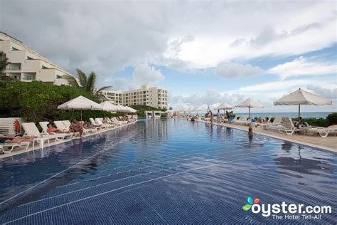 Live Aqua Beach Resort Cancun - The Pool at the Live Aqua Cancun- All ...