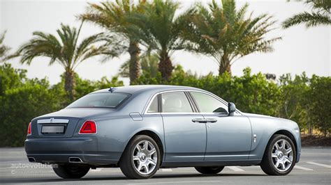 ROLLS-ROYCE Ghost Review - autoevolution