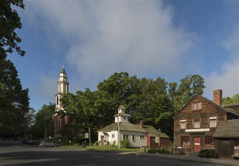 Summer Fellowship Program - Historic Deerfield