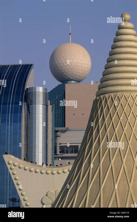 Abu Dhabi architecture Stock Photo - Alamy