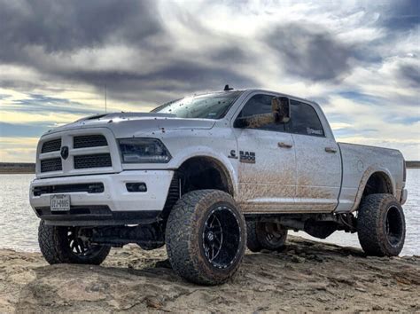 Meet the White Ghost – Lifted 2017 Dodge Ram 2500 Laramie on 37s - offroadium.com