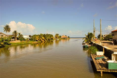 10 Facts You Need to Know About Dangriga Belize | Correr, Destino