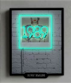 Taylor Swift 1989 Poster Gift Neon sign Room Decor Wall por ArteRKL , Celebrity Taylor Swift ...